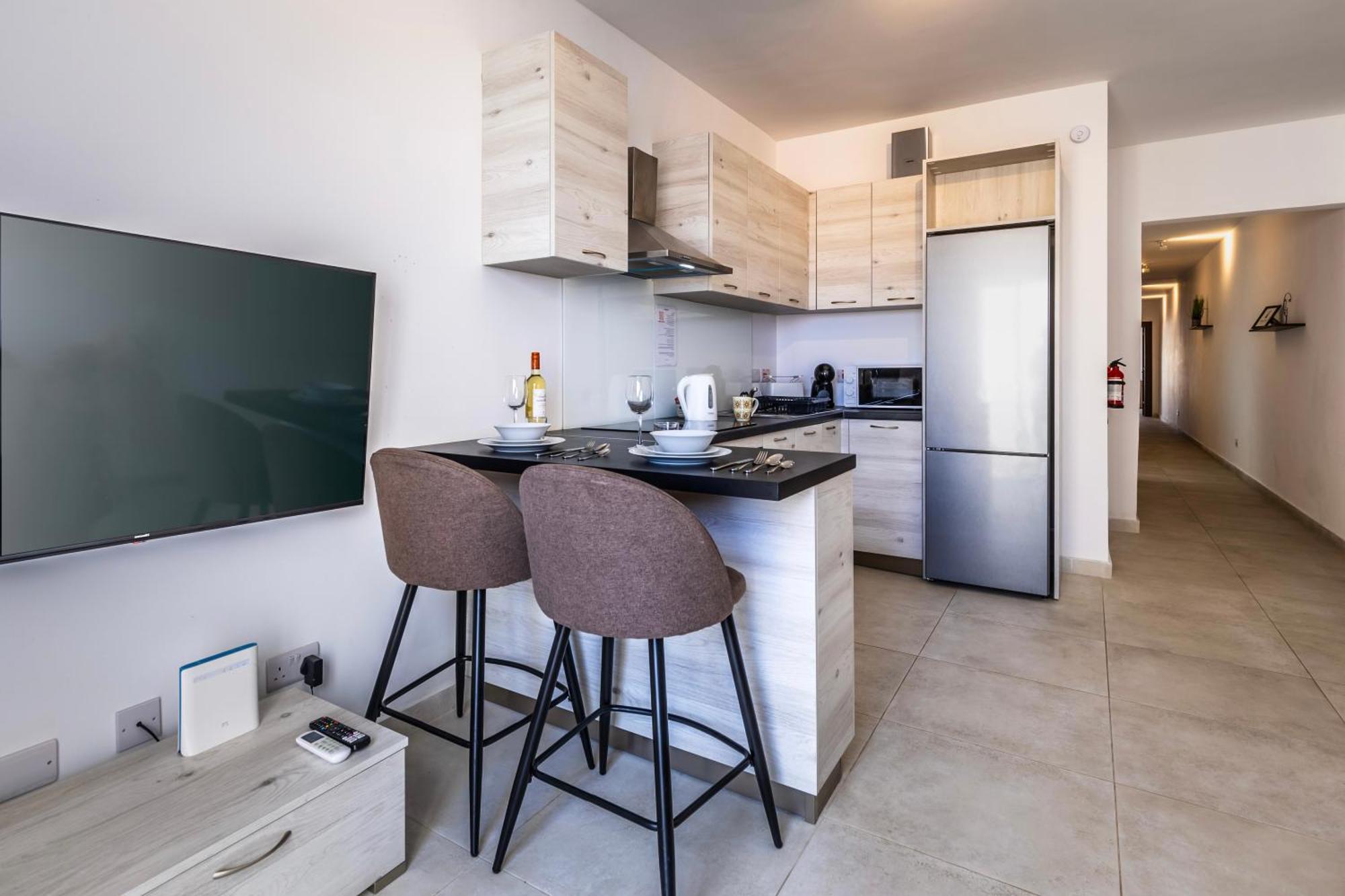 Dorris'S Apartment 5 Min Walk From St Julians ซาน กวานน์ ภายนอก รูปภาพ